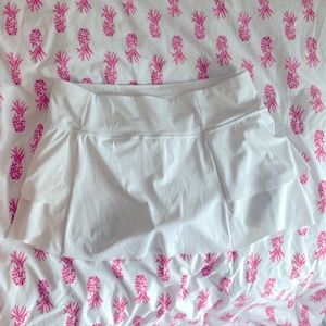 Athletic white tennis skirt NWOT size L